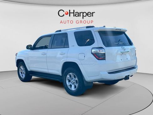 Used 2020 Toyota 4Runner SR5 AWD/4WD image 5