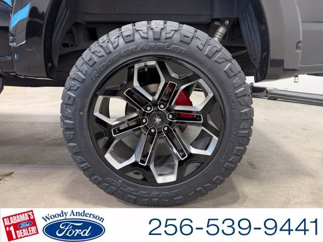 Used 2022 Ford F150 Lariat w/ Equipment Group 502A High AWD/4WD image 8