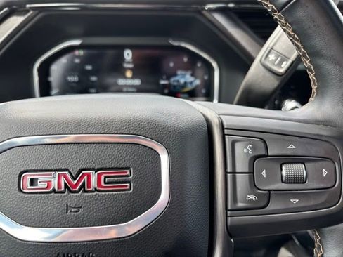 Used 2024 GMC Sierra 2500 AT4 w/ AT4 Premium Plus Package AWD/4WD image 28