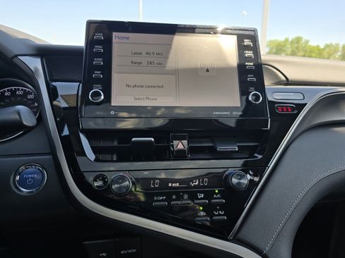 Certified 2022 Toyota Camry XSE w/ Cold Weather Package FWD image 31