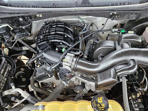 Used 2017 Ford F150 XLT image 22