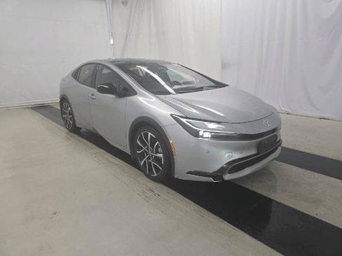 Used 2024 Toyota Prius Prime Premium w/ Advanced Technology Package FWD image 4