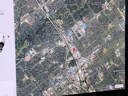 Used 2021 Tesla Model Y Long Range image 24