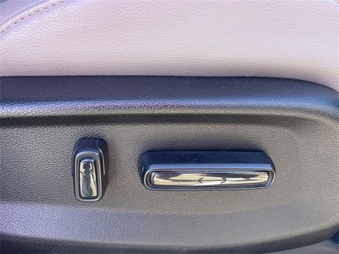 Used 2019 Honda CR-V EX-L image 27