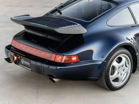 Used 1992 Porsche 911 Turbo RWD image 37