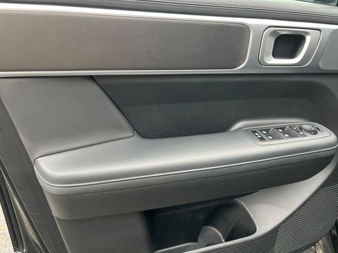 Used 2025 Hyundai Santa Fe SEL image 18