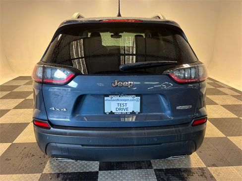 Used 2020 Jeep Cherokee Latitude Plus w/ Cold Weather Group image 4