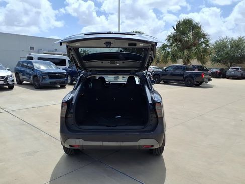 Used 2026 Nissan Kicks SV FWD image 20