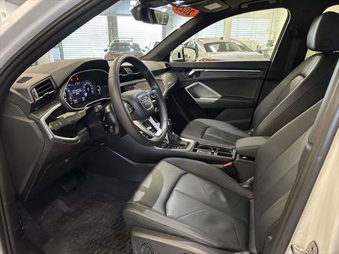 Used 2025 Audi Q3 2.0T Premium w/ Convenience Package image 15