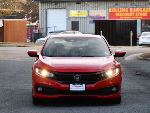 Used 2019 Honda Civic Sport image 2