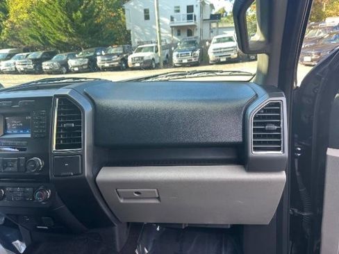 Used 2017 Ford F150 XLT AWD/4WD image 34