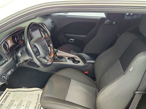 Used 2022 Dodge Challenger GT image 19