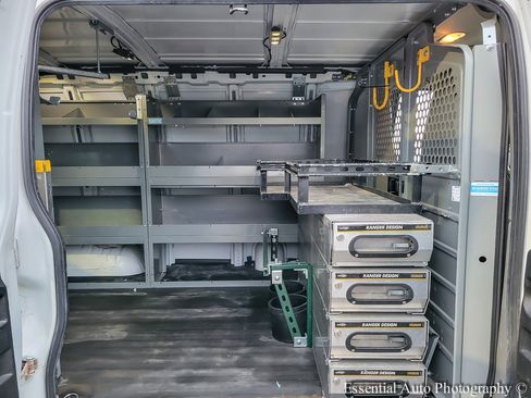 Used 2019 Chevrolet Express 2500 image 20