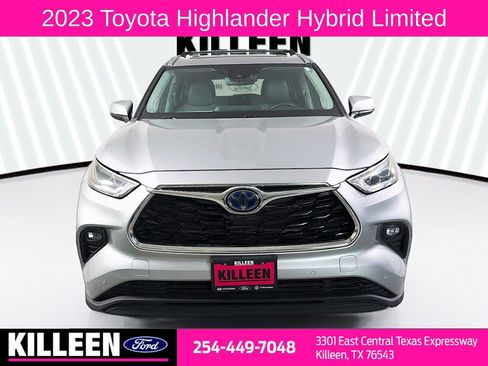 Used 2023 Toyota Highlander Limited image 2