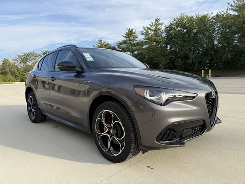 New 2025 Alfa Romeo Stelvio Sprint w/ Veloce Package image 5