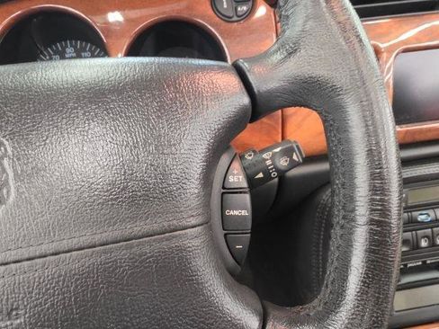 Used 2001 Jaguar XKR Convertible RWD image 19