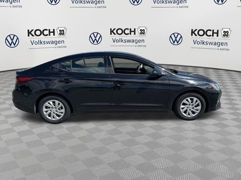Used 2020 Hyundai Elantra SE w/ Cargo Package (C1) FWD image 9
