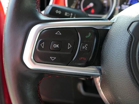 Used 2020 Jeep Wrangler Unlimited Rubicon AWD/4WD image 18