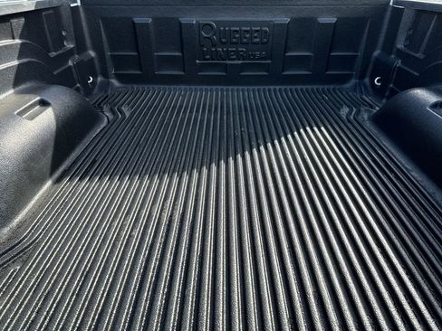 Used 2024 RAM 2500 Laramie AWD/4WD image 11