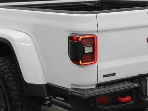 Used 2021 Jeep Gladiator Rubicon AWD/4WD image 7
