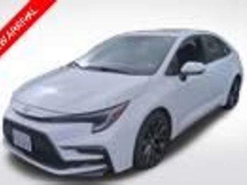 Used 2024 Toyota Corolla SE w/ SE Premium Package image 1