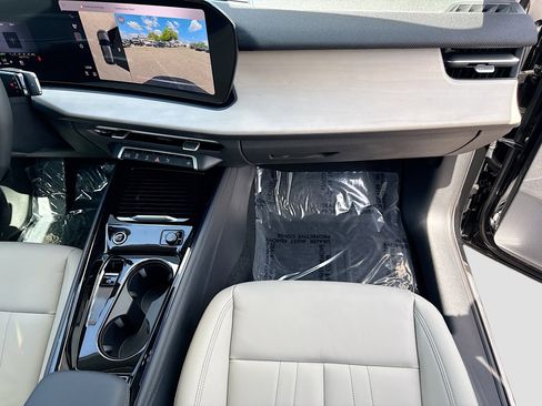 New 2026 Audi Q3 quattro 2.0T AWD/4WD image 17