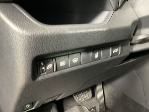 New 2025 Toyota RAV4 SE image 17