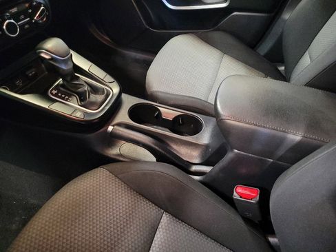 Used 2021 Kia Soul LX FWD image 26