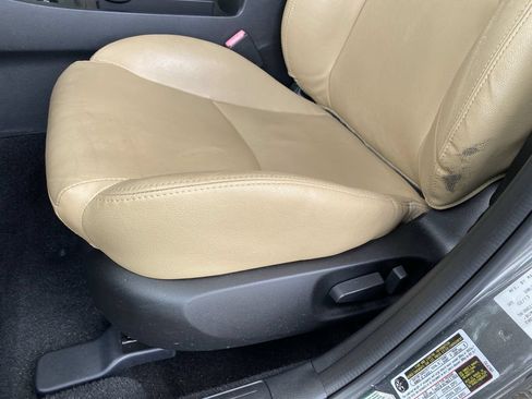 Used 2013 MAZDA MAZDA3 s Grand Touring FWD image 12
