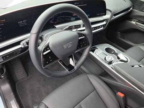 Certified 2025 Cadillac Lyriq Sport image 10