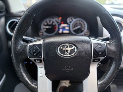 Used 2014 Toyota Tundra Platinum image 23