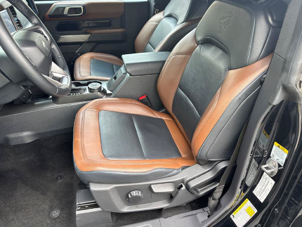 Used 2023 Ford Bronco Outer Banks AWD/4WD image 9