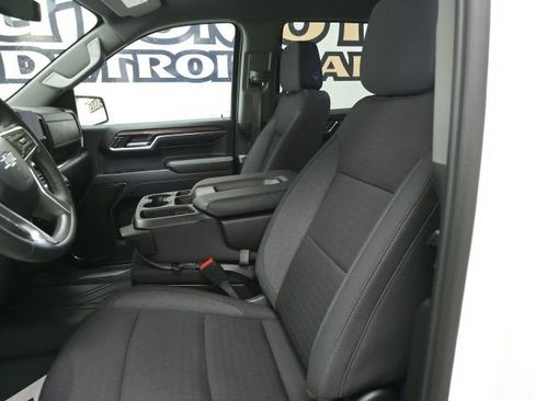 Used 2024 Chevrolet Silverado 1500 RST w/ Protection Package AWD/4WD image 18