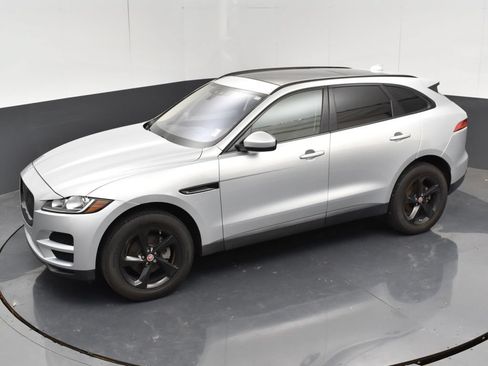 Used 2019 Jaguar F-PACE Premium AWD/4WD image 32