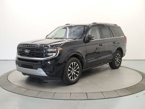 Used 2025 Ford Expedition Platinum AWD/4WD image 4