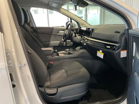 New 2026 Kia Sportage S image 25