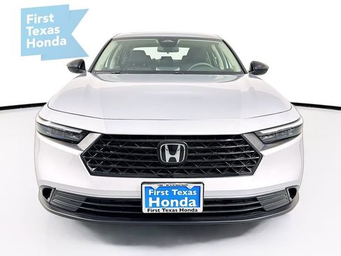 Used 2025 Honda Accord SE image 2