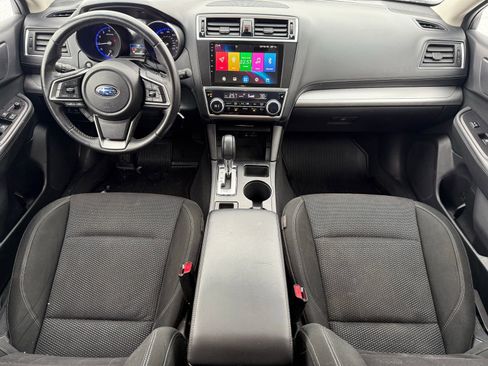 Used 2019 Subaru Outback 2.5i Premium image 18