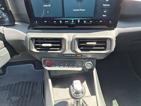 Used 2024 Ford Mustang Coupe RWD image 33