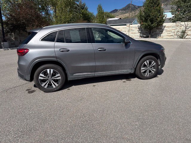 Used 2025 Mercedes-Benz GLA 250 4MATIC image 12