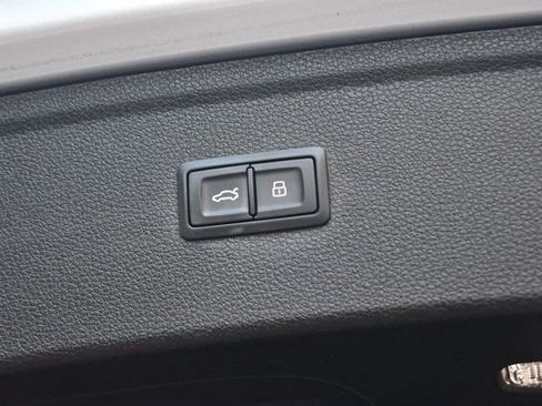 Used 2021 Audi SQ5 Premium Plus w/ Premium Plus Package image 10