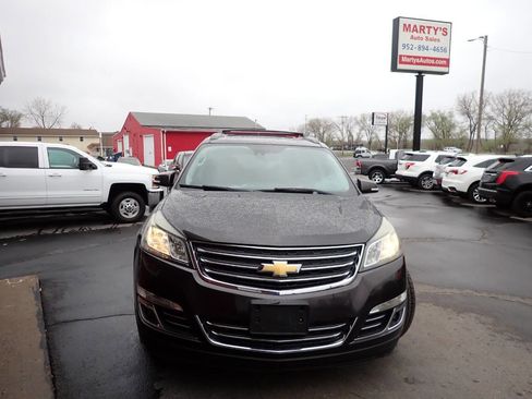 Used 2015 Chevrolet Traverse LTZ image 2