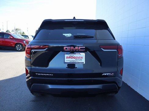 New 2026 GMC Terrain AT4 image 6