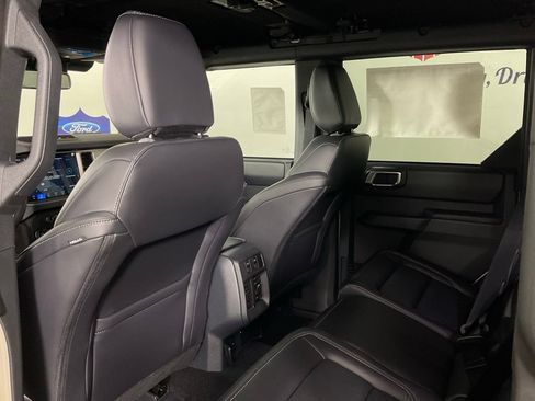 New 2026 Ford Bronco Outer Banks AWD/4WD image 15