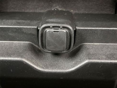 Used 2018 Ford F150 XL w/ Equipment Group 101A Mid RWD image 30