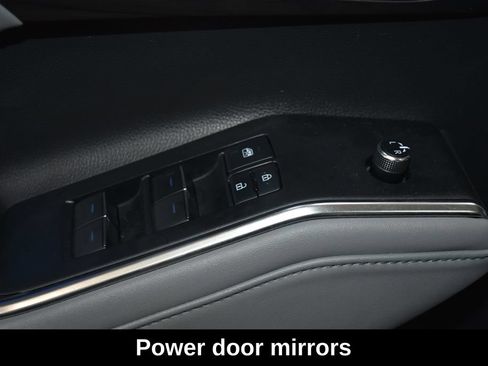 Used 2020 Toyota Highlander Limited AWD/4WD image 26
