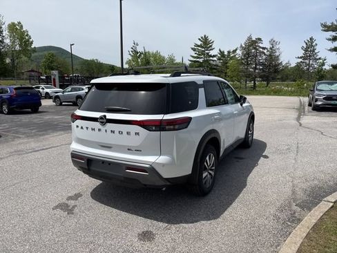 New 2026 Nissan Pathfinder SL AWD/4WD image 19