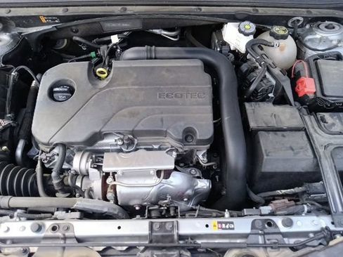 Used 2024 Chevrolet Malibu LT FWD image 33