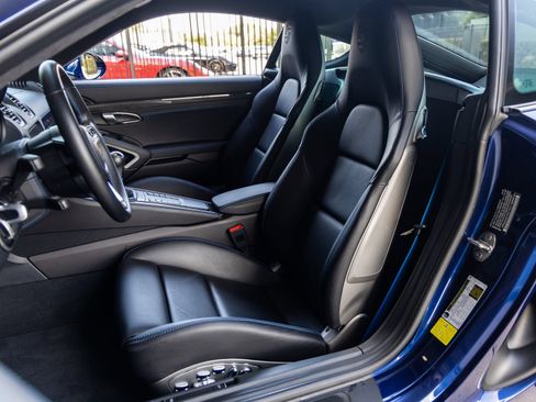 Certified 2023 Porsche 718 Cayman GTS RWD image 5