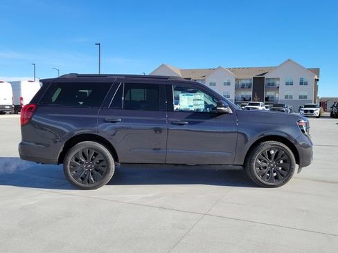 New 2025 Ford Expedition Platinum w/ Stealth Appearance Package image 2